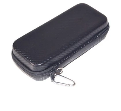 Sarung Penyimpanan Hitam Gentian Karbon