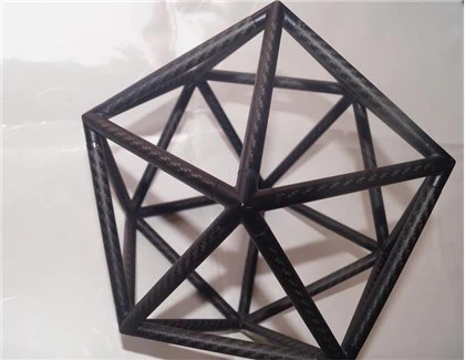 Hiasan Kraftangan Fiber Karbon